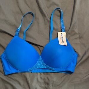 Konga Vibrant Lace Accent Bras brand new